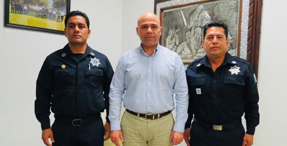 Jorge Aguirre da posesión al nuevo Director de la Academia de Policía del Estado