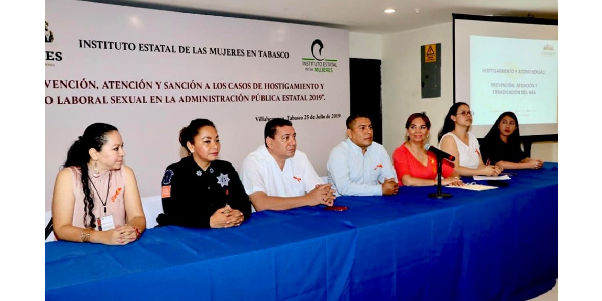 Participa la directora general de la Policía Estatal Preventiva con Perspectiva de Género, Ana Julia Valencia Méndez, en foro de prevención.